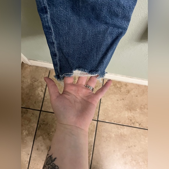 American Eagle mom jeans - Picture 2 of 5